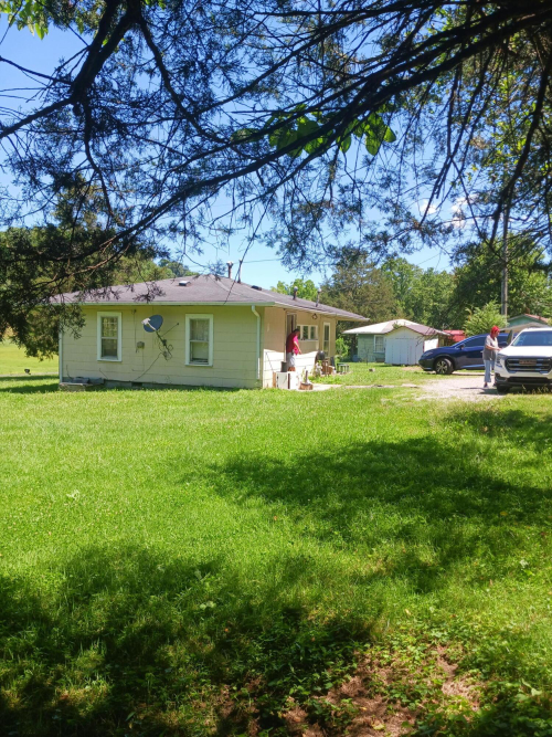 Listing Image 6