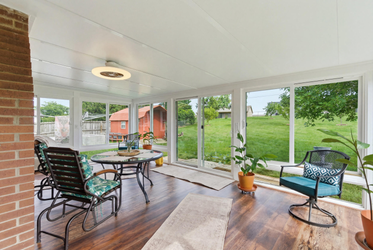 Listing Image 19