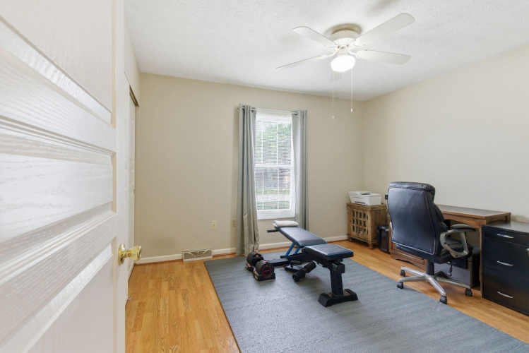Listing Image 25