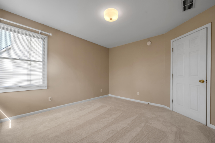 Listing Image 51