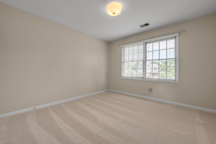Listing Image 52