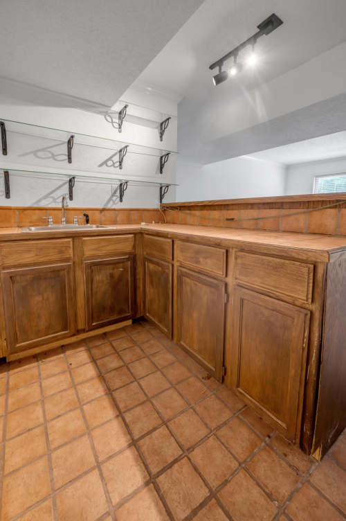 Listing Image 68