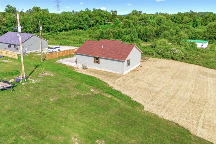 Listing Image 25