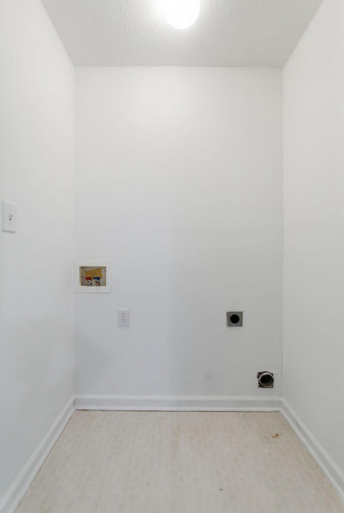 Listing Image 39
