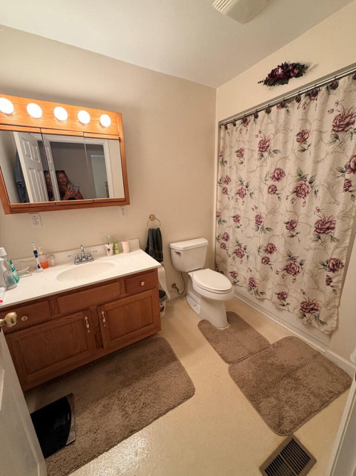 Listing Image 16