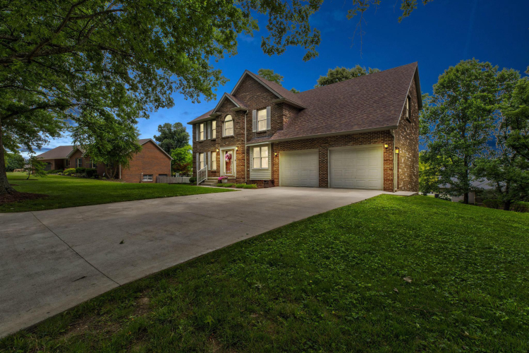 Listing Image 4