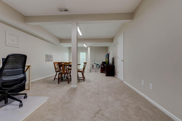 Listing Image 38