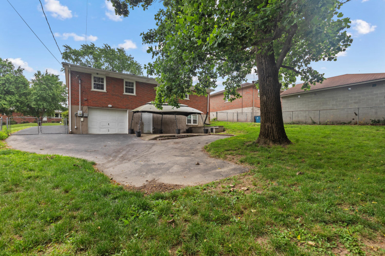Listing Image 21