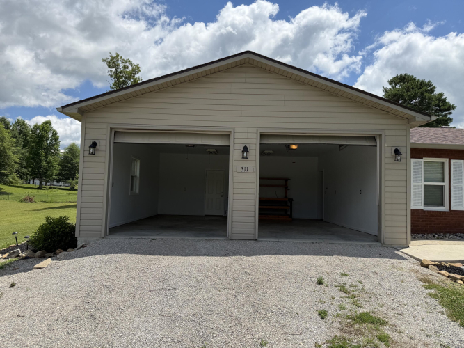 Listing Image 16
