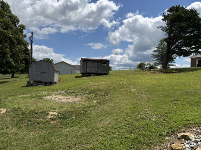 Listing Image 17