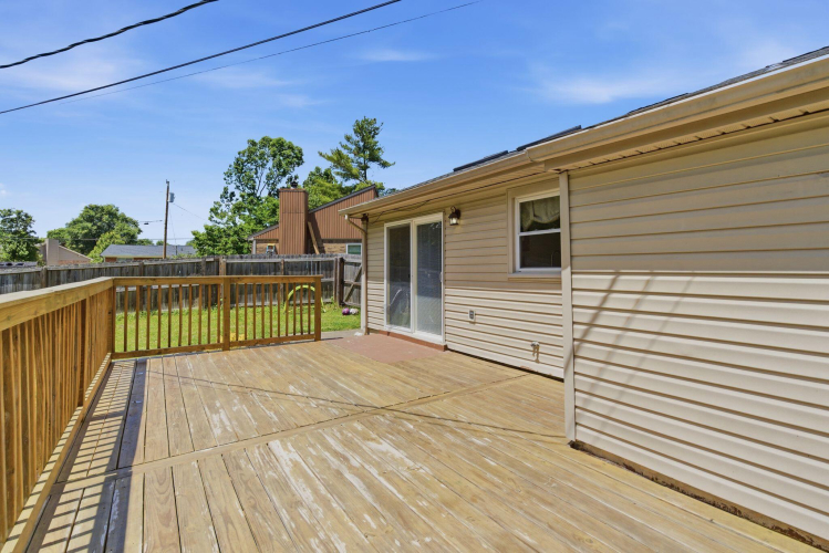 Listing Image 27