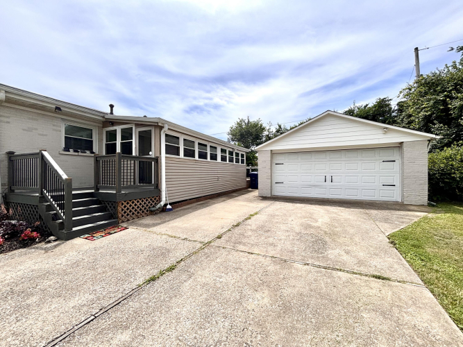 Listing Image 49