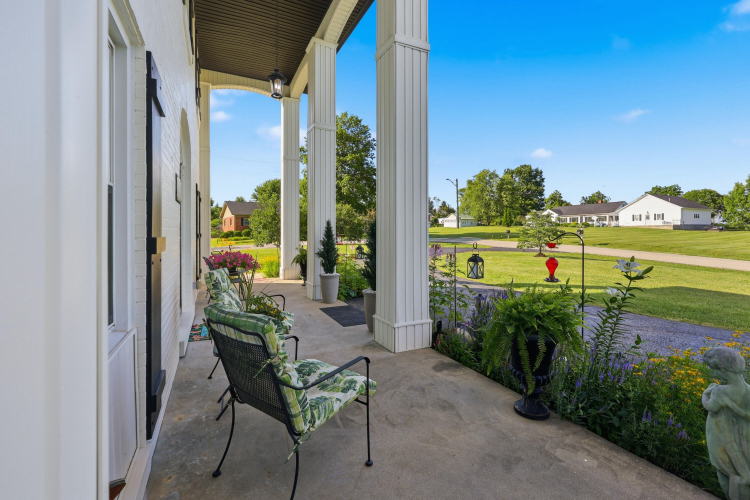 Listing Image 111