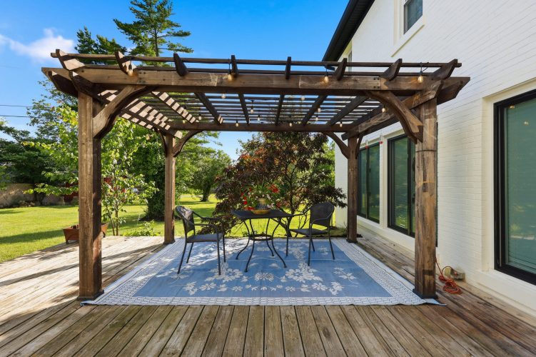 Listing Image 112