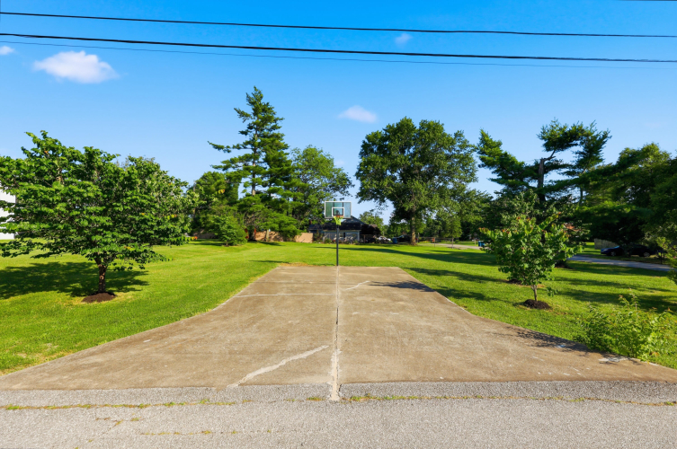 Listing Image 119