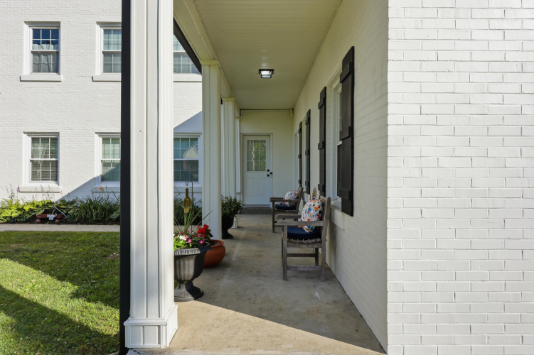 Listing Image 152