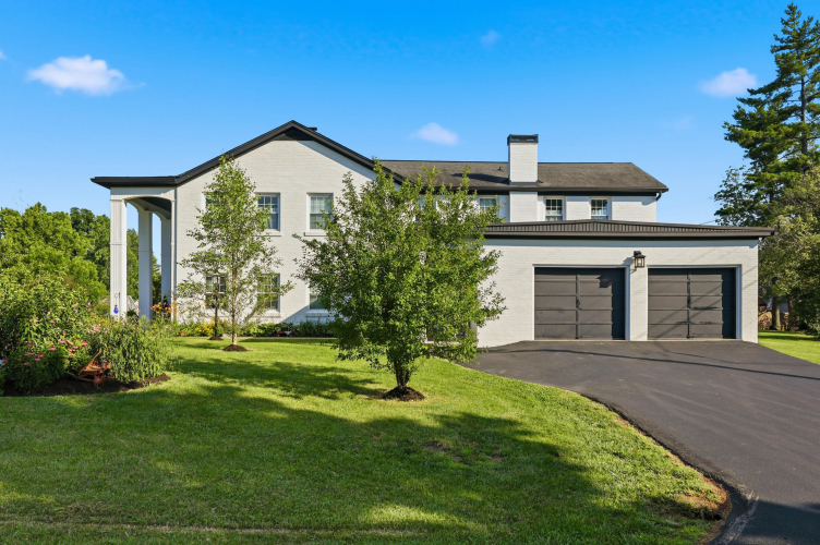 Listing Image 153