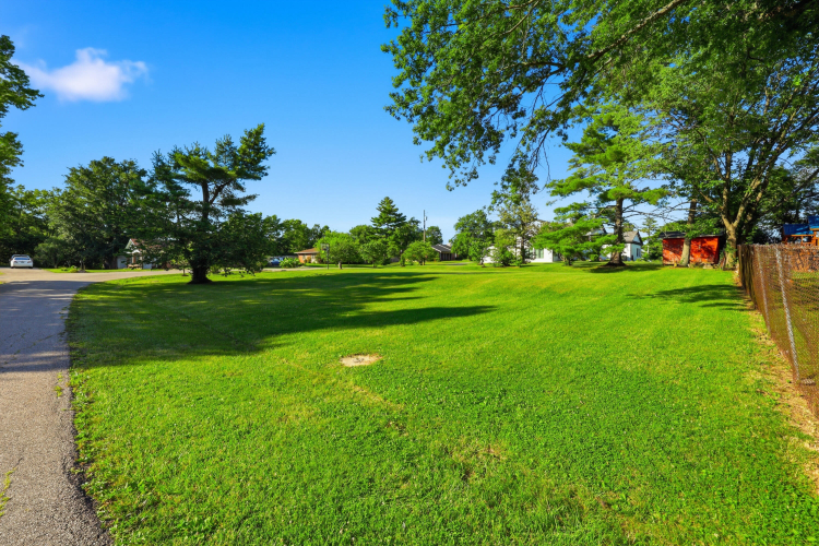 Listing Image 160