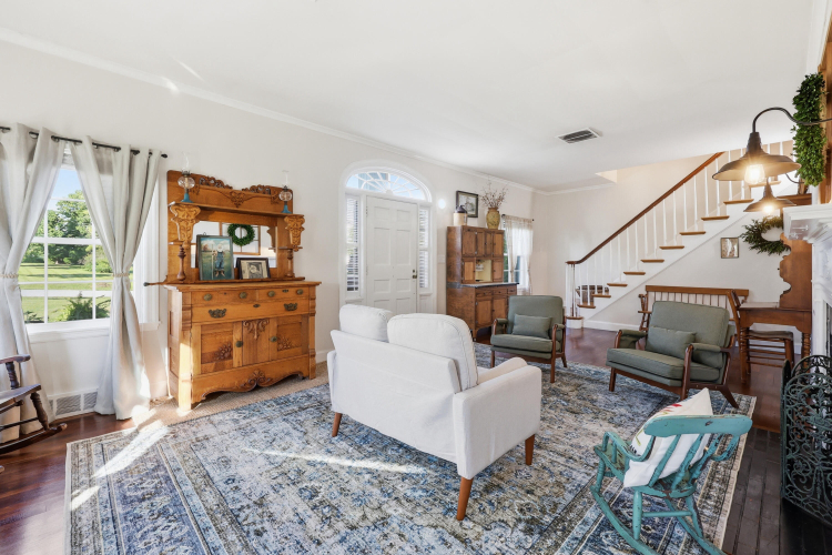 Listing Image 20