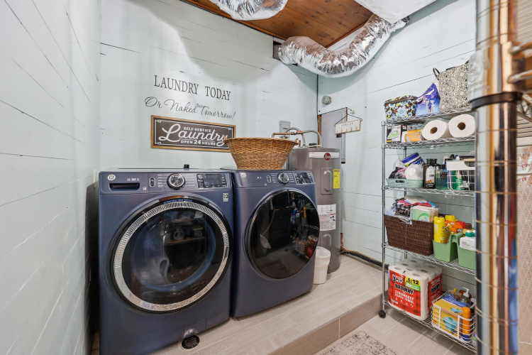 Listing Image 63