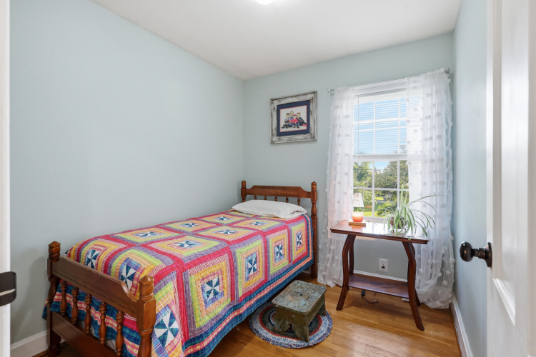 Listing Image 90