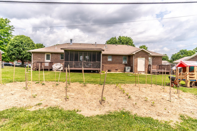 Listing Image 38