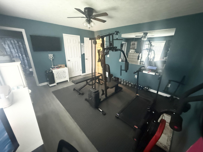Listing Image 14