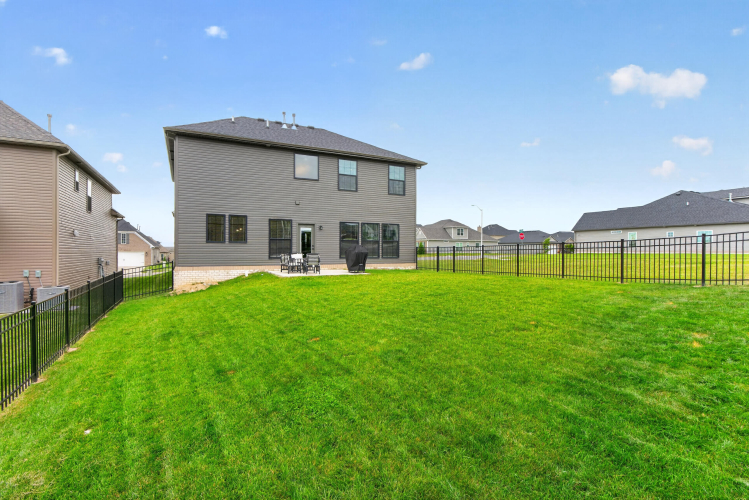 Listing Image 37