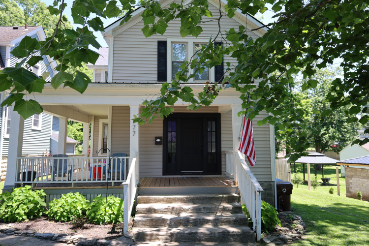 Listing Image 3