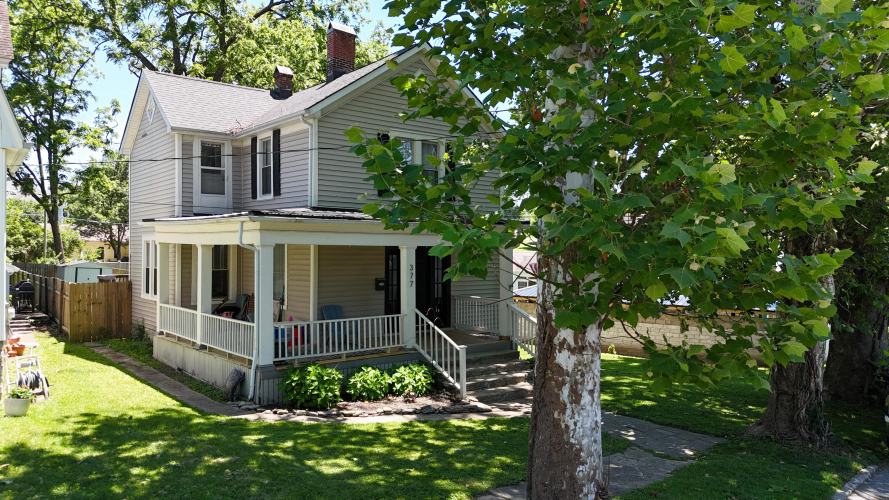 Listing Image 4