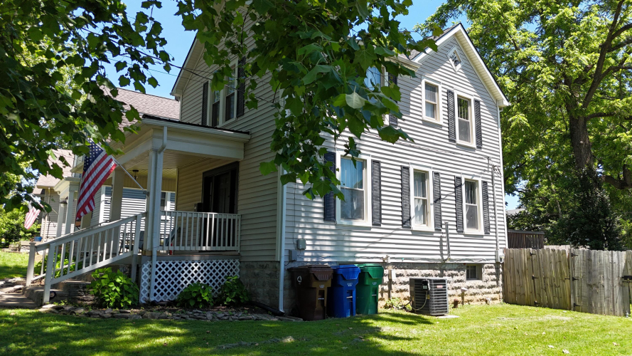Listing Image 5
