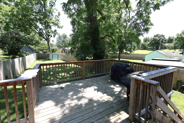 Listing Image 44