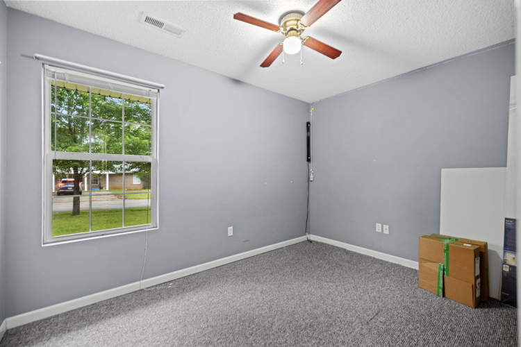 Listing Image 29