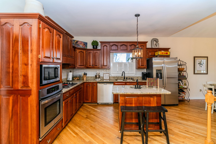 Listing Image 19