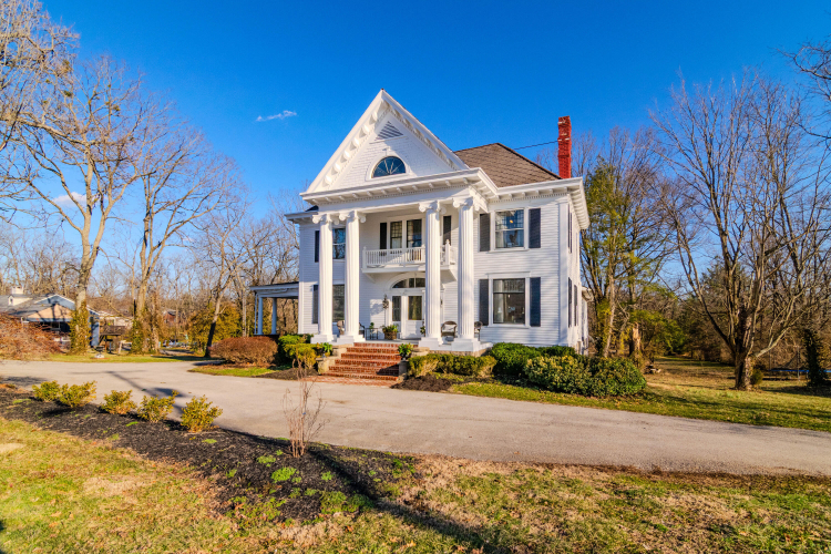 Listing Image 3