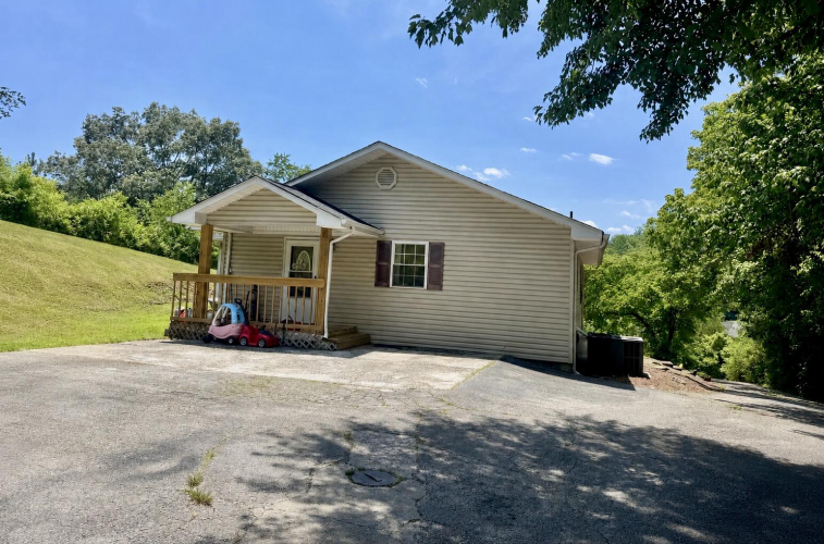 Listing Image 21