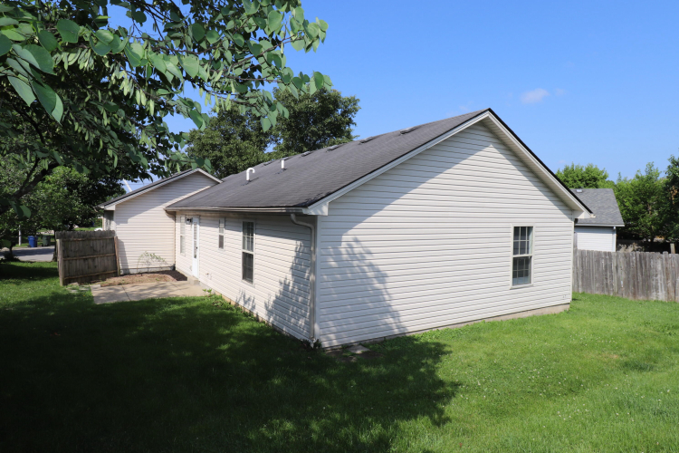 Listing Image 19