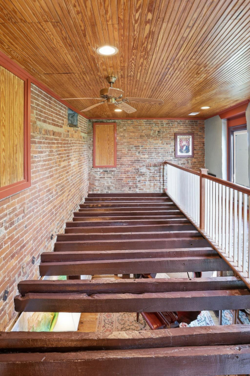 Listing Image 53