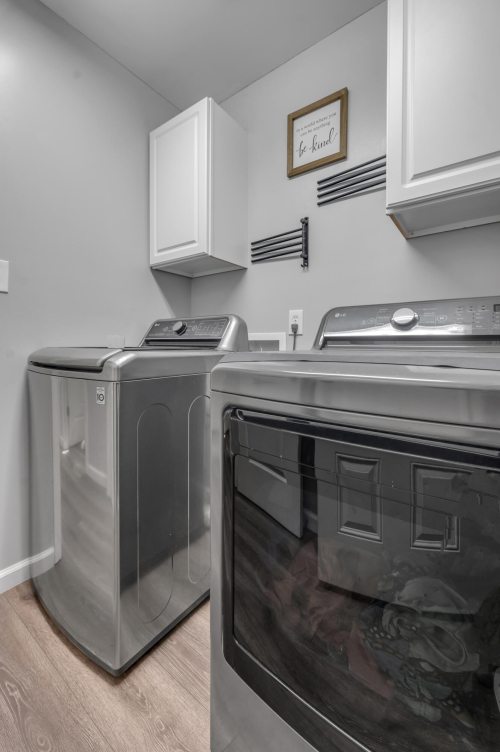 Listing Image 16