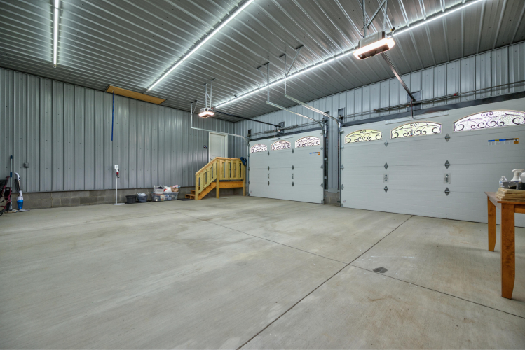 Listing Image 45