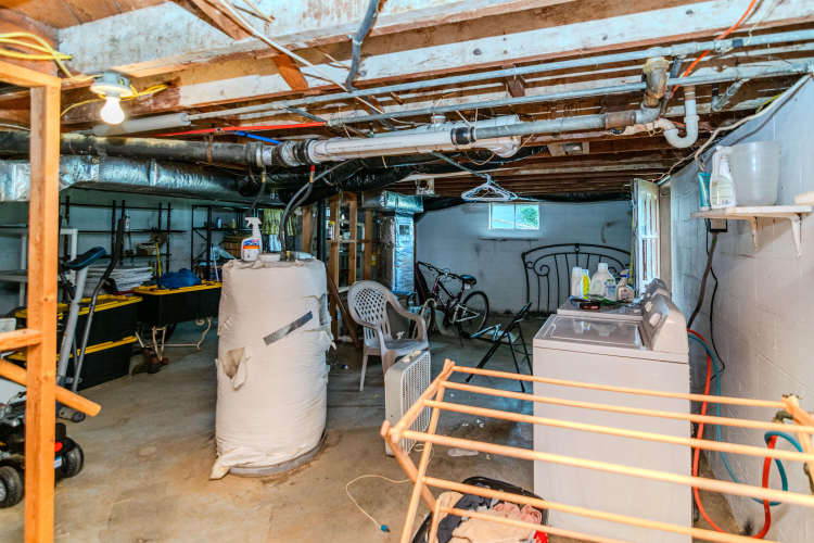 Listing Image 16