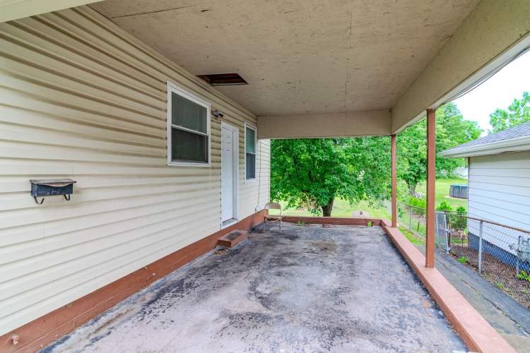 Listing Image 18