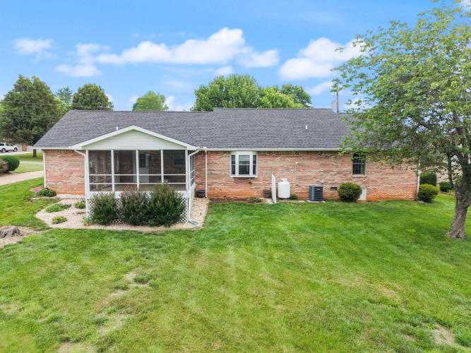 Listing Image 74
