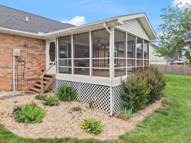 Listing Image 90