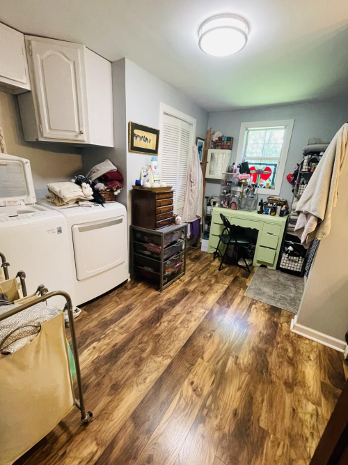 Listing Image 13