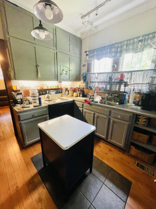 Listing Image 15
