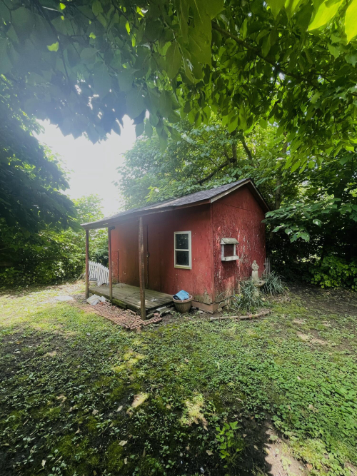 Listing Image 7