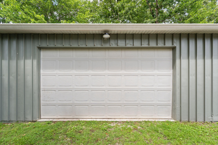 Listing Image 79