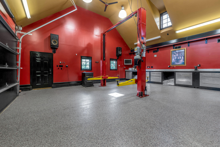 Listing Image 102