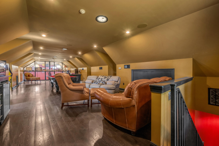 Listing Image 105